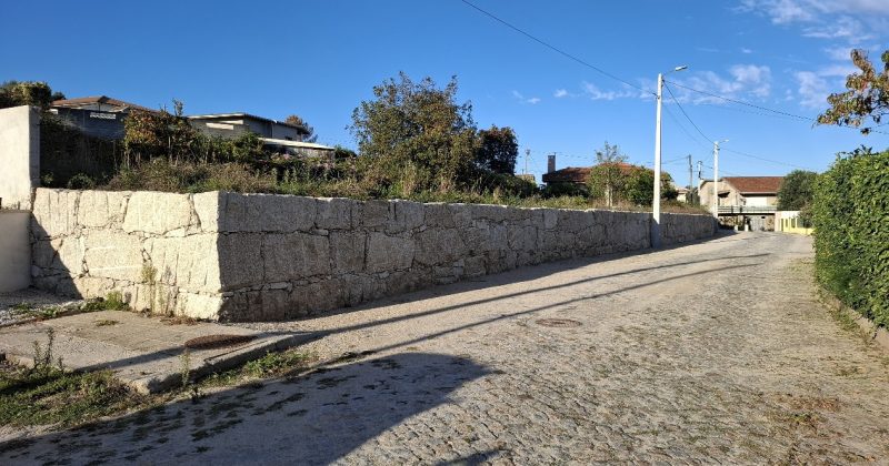 Concluída a Obra de Alargamento da Travessa da Devesinha